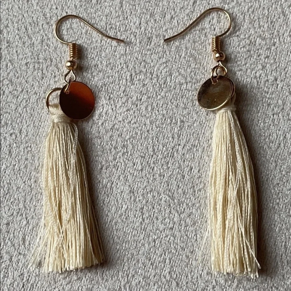 Lulus outfit tassel